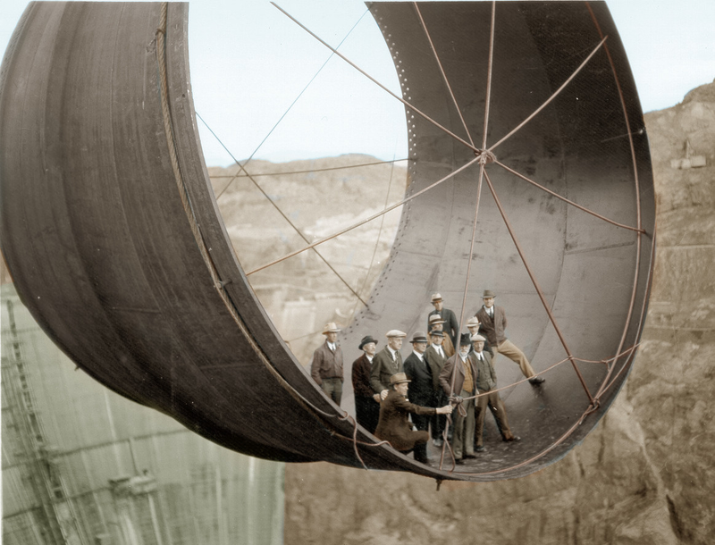 Illustration for article titled Iconic Black and White Photographs, Colorized